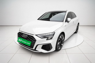 奥迪A3 2022款 A3L Limousine 35 TFSI 时尚运动型