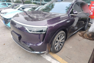 鸿蒙智行 问界M8 2025款 纯电 Max+ 五座长续航版