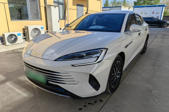 比亚迪 海豹07 DM-i 2025款 DM-i 1.5L 70km 精英型