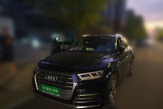 奥迪Q5L 2020款 改款 40 TFSI 荣享时尚型