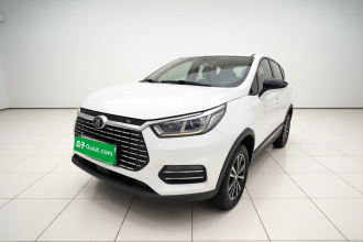 比亚迪 元新能源 2019款 EV360 智联领动型