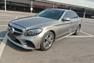 奔驰C级 2019款 C 180 L 时尚型运动版