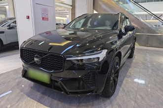 沃尔沃XC60新能源 2025款 插电式混动 长续航四驱智远极夜黑版