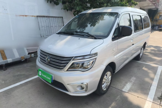 东风风行 菱智 2019款 M5L 1.6L 7座基本型 国VI