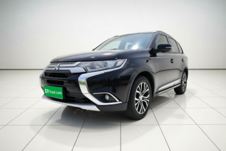三菱 欧蓝德 2018款 2.0L 两驱嘉乐版 7座