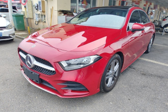 奔驰A级 2021款 改款 A 180 L 运动轿车