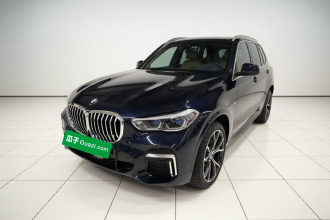 宝马X5 2022款 xDrive 40Li M运动套装