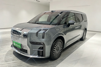 极氪009 2024款 七座过道版 108kWh