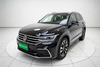 大众 途观L 2025款 出众款 330TSI 自动两驱R-Line龙耀版