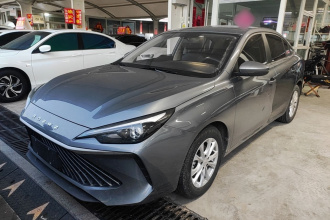 荣威i5 2026款 1.5L CVT豪华版