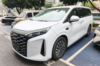 比亚迪 夏 2025款 DM-i 1.5T 180km 超越型