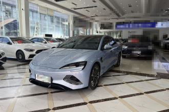 比亚迪 海豹 2022款 550km 标准续航后驱版尊贵型