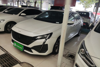 标致408 2022款 1.6T 追光版