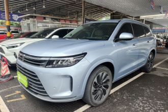 鸿蒙智行 问界M7 2022款 1.5T 四驱豪华版