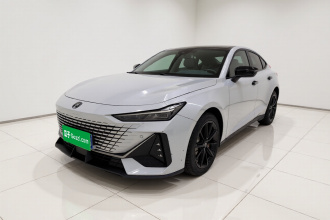长安UNI-V 2022款 1.5T 尊贵型