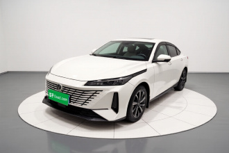 长安 逸动 2024款 1.5T GDI自动 尊贵型