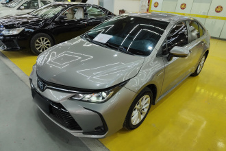 丰田 卡罗拉 2021款 双擎 1.8L E-CVT精英版