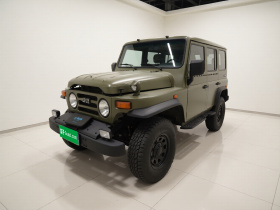 BAW北汽制造 212经典 2023款 狙击手 2.4T 手动轻装款