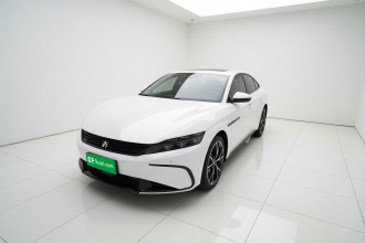 比亚迪 汉 2022款 EV 创世版 610KM四驱尊享型