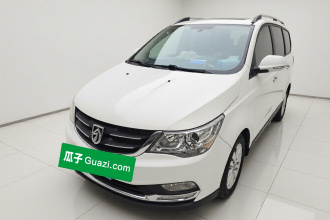 宝骏730 2016款 1.5T 手动豪华型 7座