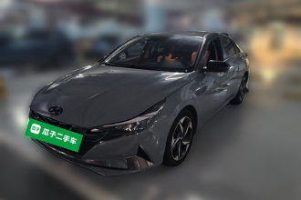 现代 伊兰特 2021款 1.5L CVT LUX尊贵版