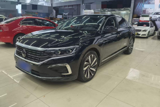 大众 帕萨特 2023款 改款 330TSI 豪华版