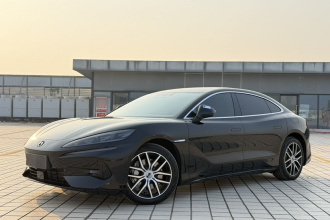 腾势Z9 2024款 1100km 四驱Pro版