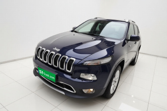 Jeep 自由光 2016款 2.4L 优越版