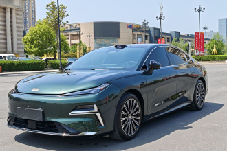 吉利银河 银河星耀8 2025款 130km EM-P 星舰版