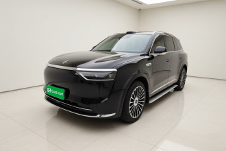 鸿蒙智行 问界M8 2025款 增程 Max+版 53.4kWh 6座版 (192线激光雷达）