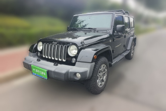 Jeep 牧马人 2015款 3.0L Sahara 四门舒享版