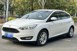 福特 福克斯 2018款 两厢经典 1.6L 自动风尚型智行版