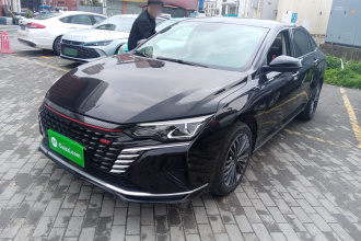 东风风神 奕炫MAX 2023款 1.5T 超炫潮爸版