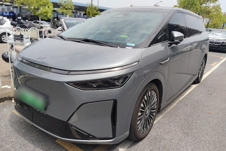 小鹏X9 2026款 增程 1602 Ultra