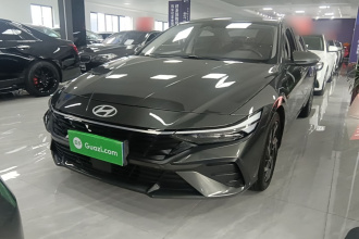现代 伊兰特 2023款 1.5L CVT LUX尊贵版
