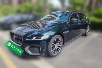 捷豹XFL 2021款 XFL 2.0T P250 两驱尊享豪华版