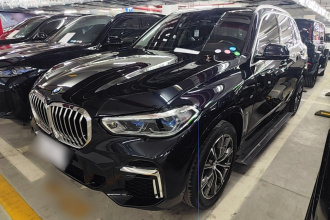 宝马X5 2022款 改款 xDrive 30Li 尊享型M运动套装