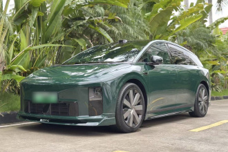 理想汽车 理想i6 2025款 四驱标准版