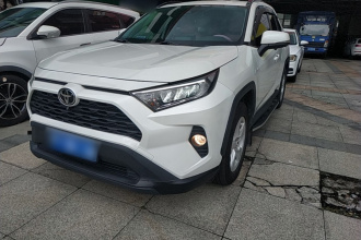 丰田 RAV4荣放 2020款 2.0L CVT两驱都市版