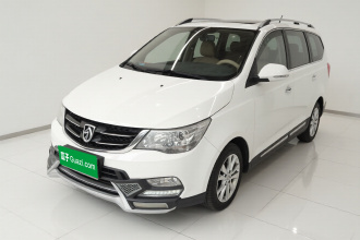 宝骏730 2016款 1.5L 手动豪华型 7座