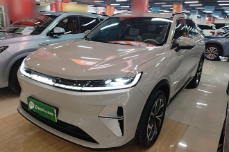 哈弗枭龙MAX 2025款 Hi4 165 Ultra 智驾版