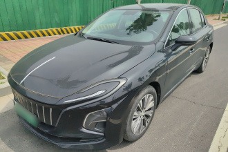 红旗E-QM5 2022款 431km 充电乐享版