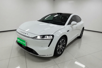 鸿蒙智行 智界R7 2024款 纯电 802km Max
