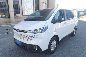 上汽大通MAXUS 新途V70 2023款 2.0T 精英版 手动短轴低顶 5/6座（125Ps）