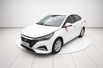 现代 悦纳 2020款 1.4L 手动GLS炫酷版