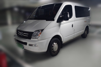 上汽大通MAXUS 新途V80 2021款 2.0T 手动经典傲运通短轴超低顶5/6座