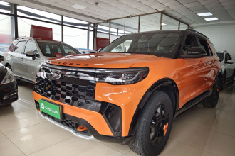 福特 探险者 2024款 2.3T EcoBoost 昆仑巅峰版 7座