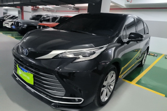 丰田 赛那SIENNA 2023款 2.5L混动 尊贵版