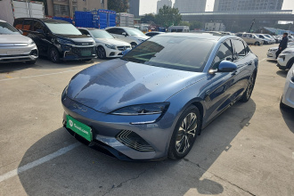 比亚迪 海豹 2024款 荣耀版 550km 精英型