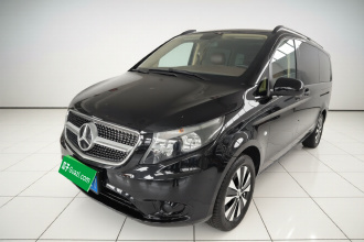 奔驰 威霆 2021款 2.0T 商务版 7座